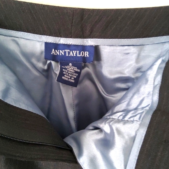 ANN TAYLOR PANT SUIT LINE (JACKET SIZE 4 PANTS SIZE 6) - Picture 5 of 10